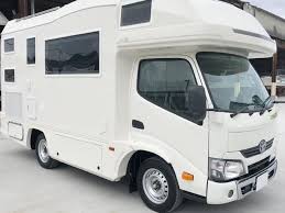 ペットと一緒に旅に行こう キャンピングカーはレンタル キャンピングカー ネット