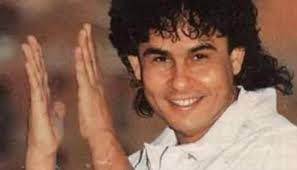 حير الفنان علي حميدة الكثير من أبناء جيله والأكثر من الجيل الحالي حول الجنسية التي يمتلكها، حيث اختلفت الآراء في ذلك فالبعض يقول بأنه يحمل الجنسية الليبية والبعض الآخر يجزم أنه مصري المنشأ والأصول. Ø¹Ù„ÙŠ Ø­Ù…ÙŠØ¯Ø© Ù…Ø·Ø±Ø¨ Ù„ÙˆÙ„Ø§ÙƒÙŠ Ù…ØµØ¯Ø± Ø§Ù„Ø¨Ù‡Ø¬Ø© ÙŠØªØ£Ù„Ù…