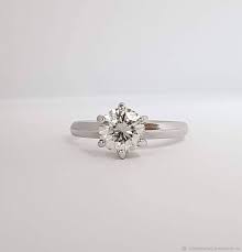 Tiffany Setting Brilliant 1 Karat 6 5mm Muassanit Pomolvochnoe Kolco Kupit Na Yarmarke Masterov J7breru Kolco Pomolvochnoe Moskva