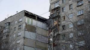 39 Pogibli Shestero Spaseny V Mchs Zayavili O Zavershenii Operacii Na Meste Obrusheniya Doma V Magnitogorske Rt Na Russkom