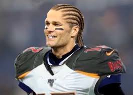 She talked about the incident while on a facebook live. Nfl Memes On Twitter Live Look In At Tom Brady After Spending 48 Hours In Florida