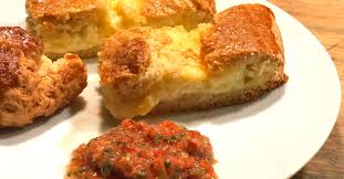 Bolivianischer Rollo De Queso Das Beste Kasegeback Der Welt Rezepte Fingerfood Leckeres Essen