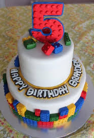 Le Gateau Lego J Ai 5 Ans Lego Birthday Cake Lego Cake Lego Birthday