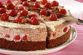 Obsttorten Rezepte Fur Fruchtigen Tortengenuss Kuchengotter Obsttorte Rezept Kuchen Rezepte Einfach Kuchen Und Torten