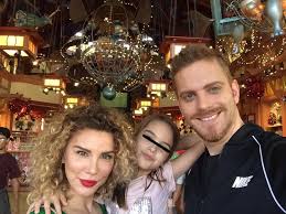 Alina laufer este însărcinată cu gemeni după mai multe proceduri de inseminare. InsÄƒrcinatÄƒ In Luna A È™aptea Cu Gemeni Alina Laufer A Fost InternatÄƒ De UrgenÈ›Äƒ Mesajul Disperat Al SoÈ›ului Ei Ilan Laufer MÄƒ Rog La Dumnezeu Stiri Vedete Si Evenimente Viva Ro