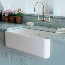 fire clay farm sinks vs. porcelain farm