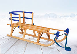 Weiterhin verfügt der schlitten über rutschsichere haltestege im fußbereich und ein griffsicheres lenkrad. Rodelberg Davos Schlitten Holz 115 Cm Zuggurt Blau Lehne Blau Lehne Zuggurt Blau Davoser Schlitten Rodelberg