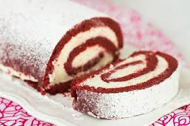 Red Velvet Kuchen Rezept Rollkuchen Rollo Kuchen In Rot Und Weiss Teig Puderzucker Kuchen Ideen Rollkuchen Torte Ohne Backen Kuchen