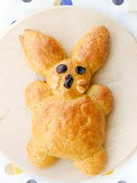 Susse Gesunde Osterhasen Fur Kinder Mit Mohren Und Apfelsaft Rezept Gesund Backen Osterhase Ostern Osterhase