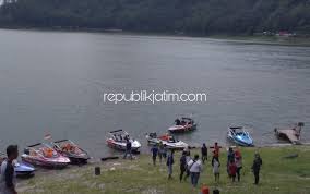 Libur Tahun Baru 2020 Telaga Ngebel Masih Jadi Maskot Wisata Ponorogo Legenda telaga ngebel ini konon terkait erat dan memiliki peran penting dalam sejarah kabupaten ponorogo.