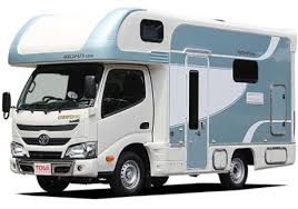 ペットと一緒に旅に行こう キャンピングカーはレンタル キャンピングカー ネット