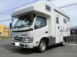 ペットと一緒に旅に行こう キャンピングカーはレンタル キャンピングカー ネット