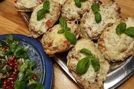 Schmandbrotchen Mit Thunfisch Von Eri77 Chefkoch Rezept In 2020 Schmandbrotchen Abendessen Rezepte