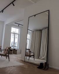 Pin By Cael Lanham On Room In 2020 Modern Room House Interior Modern Interior Design