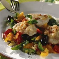 Seeteufel Mit Paprika Oliven Gemuse Rezept Lecker Rezept Seeteufel Rezept Fisch Zubereiten Rezepte