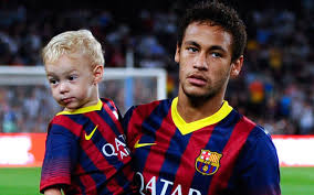 Claro neymar, eu também mando um coração pra você, quer um autógrafo meu também? Neymar Jr Son Name Mother Facts And Bio