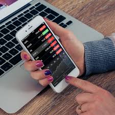 This gamified photo selling app gives you points and lets you level up as you provide businesses with. The 15 Best Investment Apps For Everyday Investors