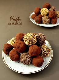 Les Truffes Au Chocolat Truffes Au Chocolat Chocolat Noel Dessert Noel
