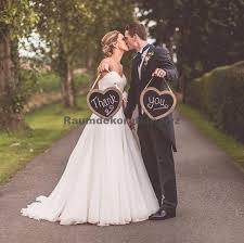 Слушать песни и музыку shakira онлайн. Tischdeko Hochzeit Hochzeitskleid Danke Foto Zu Heiraten Deko Dekohochzeit Dekoration Dekorat Wedding Picture Poses Wedding Photos Poses Wedding Poses
