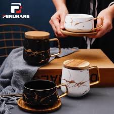 320 400ml Ins Nordic Creative Marble Texture Ceramic Mug Gold Plated Handle Cup Wood Saucer Lid Coffee Cups Breakfast Milk Mugs Co Mugs Coffee Set Ceramic Cafe