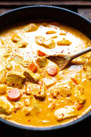 Gelbes Thai Curry Mit Hahnchen 30 Minuten Kochkarussell Rezept Thai Curry Mit Hahnchen Curry Rezepte Thai Curry Rezept