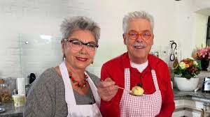 Hier Konnen Sie Alle Rezepte Von Martina Und Moritz Als Pdf Downloaden Martina Und Moritz Wdr Martina Und Moritz Kalter Hund Rezept