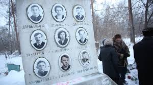 Rodnye Pogibshih Na Perevale Dyatlova Schitayut Proverku Obstoyatelstv Tragedii Nezakonnoj Kommersant Ekaterinburg