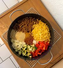 Mexikanische One Pot Pasta Nur Ein Topf Verzehrfertig In 25 Min Schones Rezept Schone Rezeptseite Von Vegan Und Lecker De Rezepte Essen Lecker