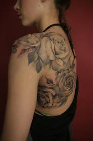 Not That I Would Get A Tattoo But This Illustrates The Beauty Of The Rose S Tattoos Rose Tattoos Body Art Tattoos