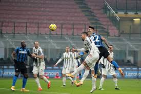 Cristiano ronaldo ebnete dem meister mit einem flachschuss in der 13. Inter Comfortably Beat Juventus Thanks To Goals From Vidal And Barella News