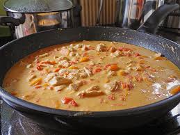 Putengeschnetzeltes Mit Erdnusssosse Und Paprika Chefkoch Erdnusssosse Putengeschnetzeltes Rezepte