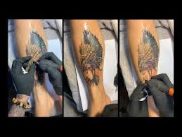 The demand of black and grey tattoos had dropped off a little bit for a while when the technique of colourful tattooing was found. Tato Keren Di Kaki Video Pembuatan Tato Tattoo Studio18 Youtube