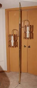 Mid Century Modern Tension Pole Lamp Lot 1239 Y Pole Lamps Mid Century Floor Lamps Mid Century Modern Floor Lamps