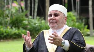 وفاة الشيخ محمد راتب النابلسي شاهد الحقيقة كاملة في هذا الفيديو وطن يغرد خارج السرب
