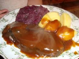 Sauerbraten Klassisch Mit Rotkohl Rezept Rezept Rezepte Mit Rotkohl Sauerbraten Rezept Sauerbraten