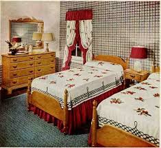 Pin By Meghan On 1940s Bedroom Bedroom Vintage 1940s Home Decor Vintage Bedroom Decor