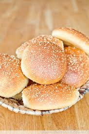 Burger Buns Mit Ubernachtgare Lecker Macht Laune Lecker Burger Brotchen Rezept Pulled Pork Brotchen