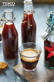 If You Re Looking For Edible Gift Inspiration Try This Easy Gingerbread Syrup A Quick Simmer On The Stov Gingerbread Syrup Edible Gifts Homemade Edible Gifts