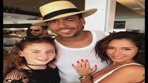 A romeo santos se le rompió el pantalón fotos: Romeo Santos Su Novia Francelys Youtube