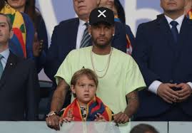 Нейма́р да си́лва са́нтос жу́ниор (порт. Psg Get Tough With Neymar After Pre Season No Show