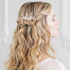You can always try up curls, down curls, and braid hairstyles. 15 Beautiful Hairstyles For Bridesmaids In 2021 The Trend Spotter