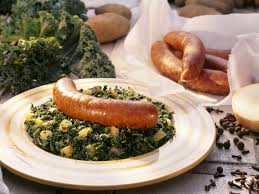 Grunkohl Mit Kartoffeln Und Pinkel Rezept Grunkohl Grunkohl Zubereiten Grunkohl Mit Pinkel