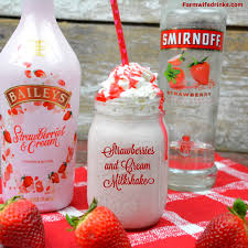Baileys Strawberries And Cream Milkshake Combines Vanilla Ice Cream Strawberry Vodka Frozen Strawberries Strawberry Vodka Baileys Drinks Mixed Drinks Alcohol