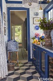 A Glamorous New Start For Danielle Rollins The Glam Pad Stylish Room Decor Atlanta Homes Veranda Magazine