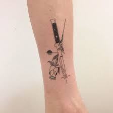 Bestknifeforoutdoorssurvivalist Rose And Dagger Tattoo Knife And Rose Tattoo Tattoos
