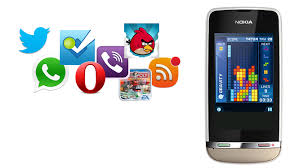 Una variedad de juegos de fps en una lista de aplicaciones. 10 Aplicaciones Imprescindibles Para Tu Nokia Asha Softonic