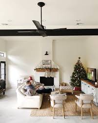 White Farmhouse With Concrete Floors Home Decor Home House