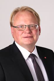 Se telefonnummer, adress, karta, grannar, jobb mm. Peter Hultqvist Nordisk Samarbeid