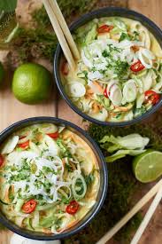 Grunes Thai Curry Mit Zucchini Mohren Und Pak Choi Rezept Kalorienarm Kochen Rezepte Grunes Thai Curry