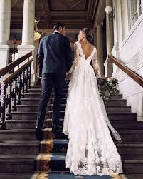 Shakira was born and raised in barranquilla, colombia. Inspiration Fur Hochzeitskleid Mit Tiefem Rucken Und Langer Schleppe Hochzeit Planung Und Ideen In 2019 Wedding Dresses 2018 Wedding Dresses Wedding Gowns